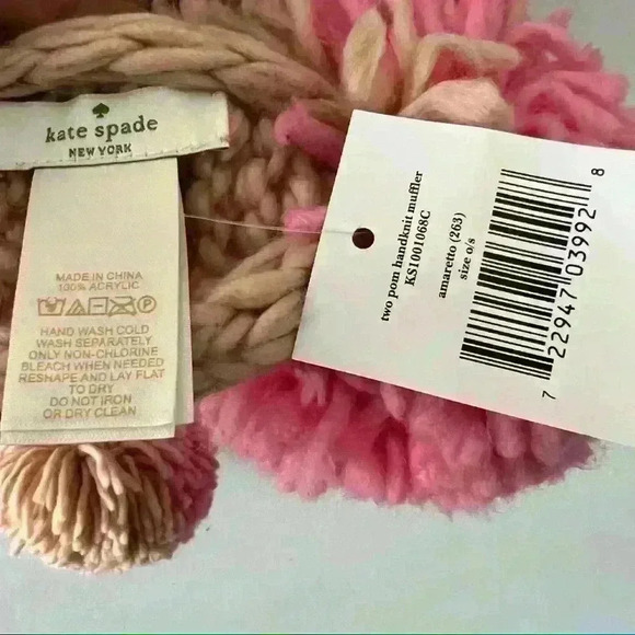 KATE Spade Pompom Pink Blend Muffler Scarf NWT - Picture 3 of 3